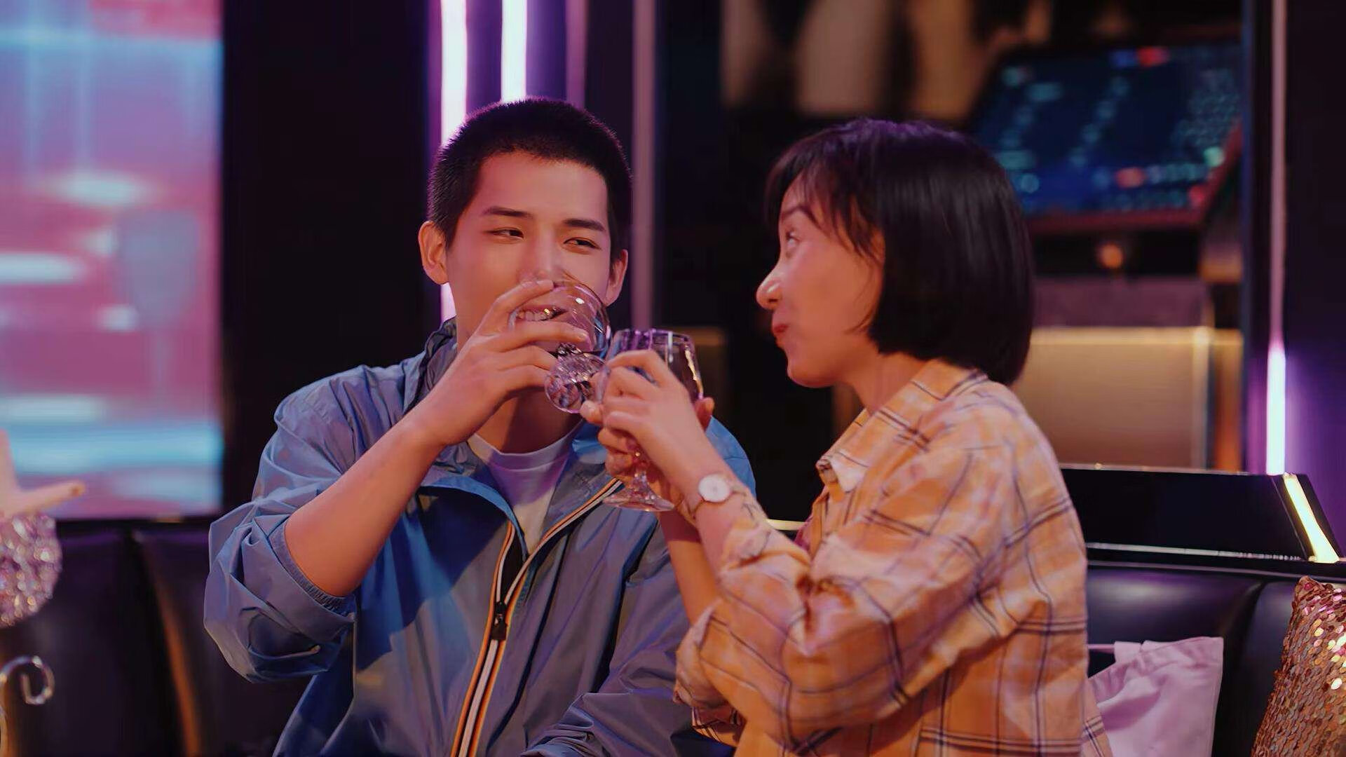 先进裁判技术：VAR和自动判罚的创新突破，var 裁判