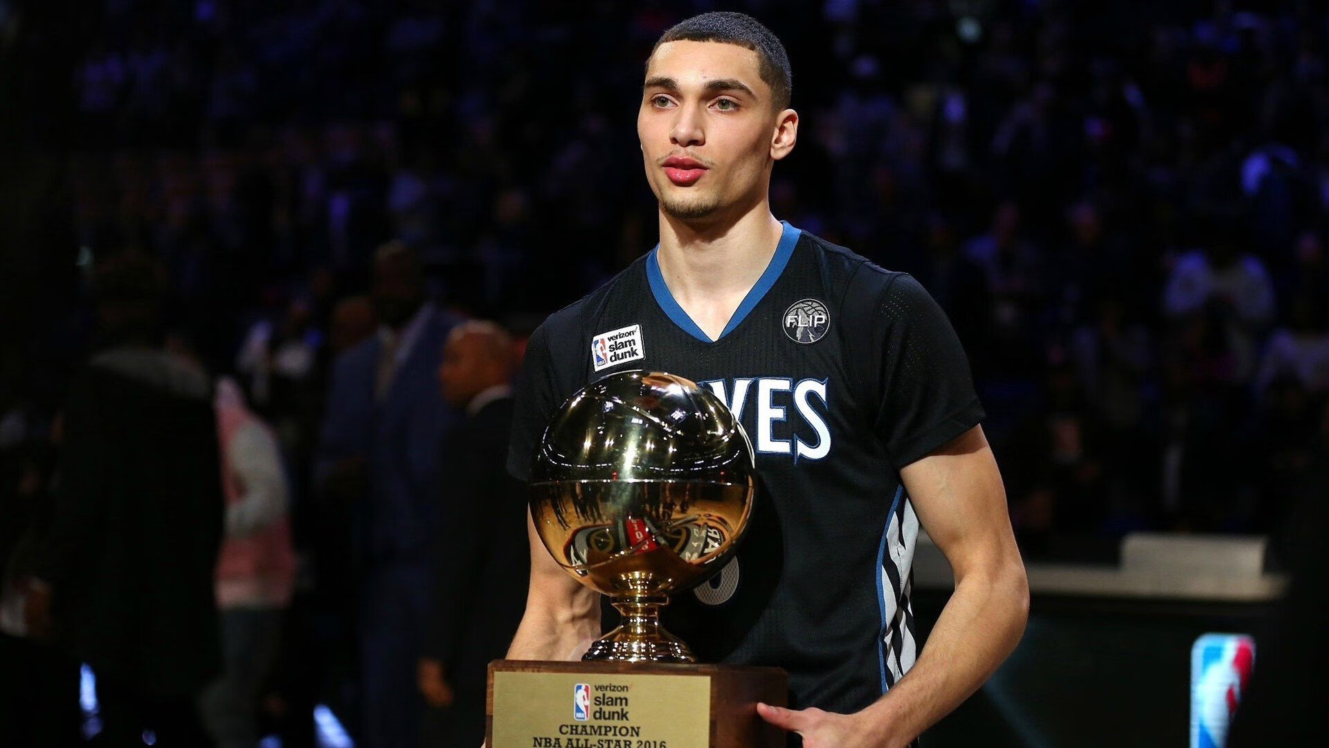 乐鱼官网-_城市演艺跑步节：运动中的艺术表达_，城市跑步活动