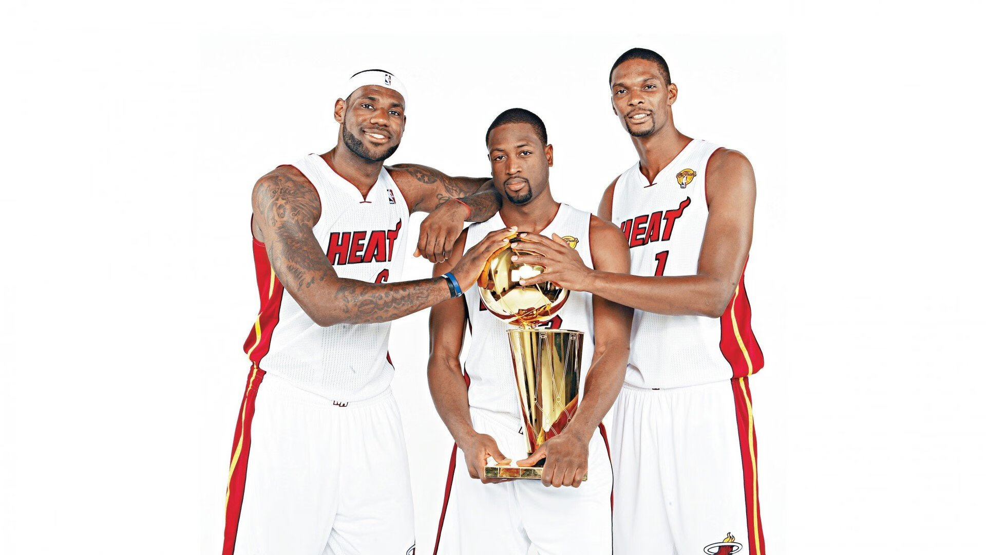 逆境中崛起的“铁血战士”之战！，铁血战士战斗视频