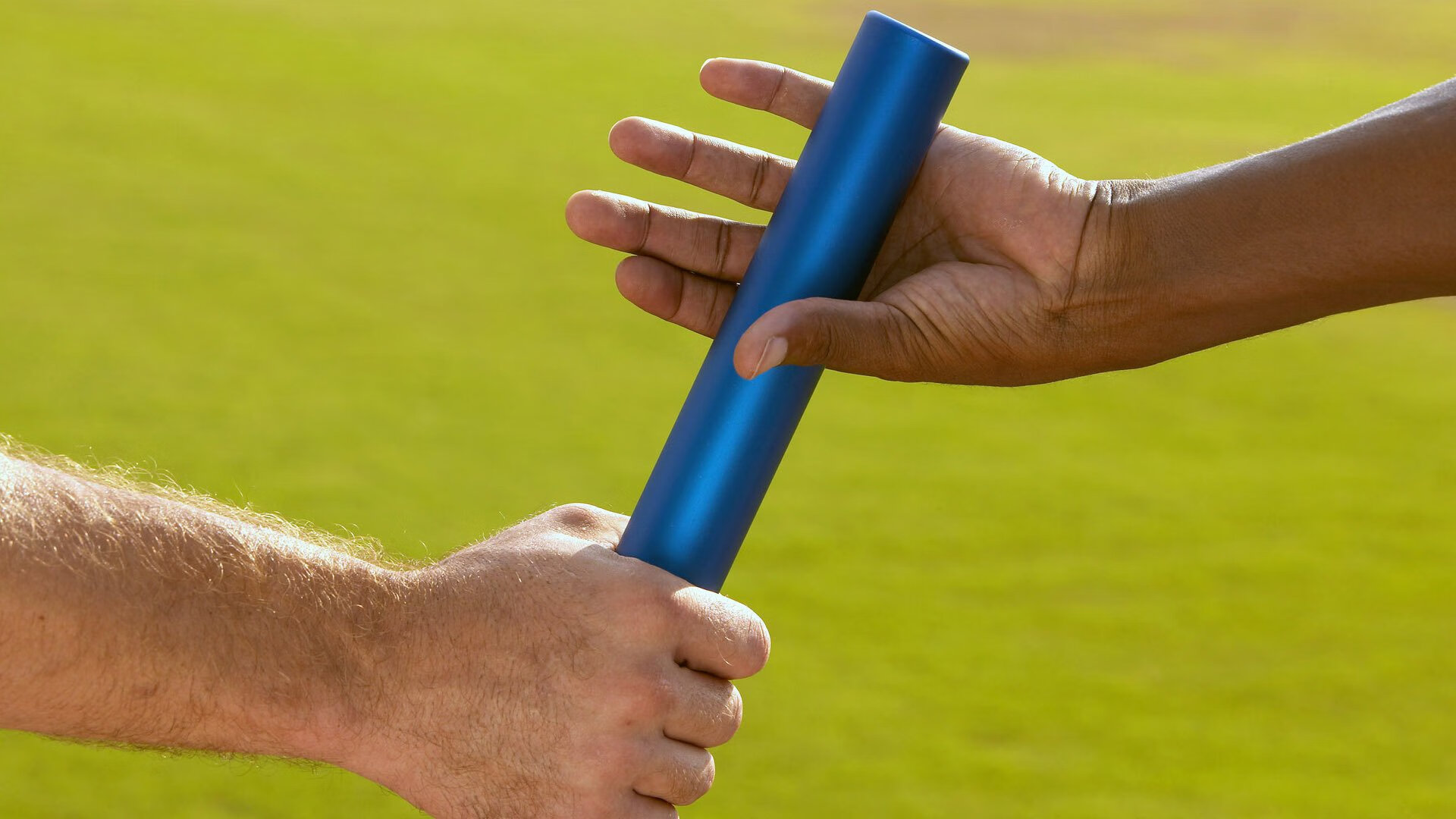 迷你足球趣味比赛，家庭欢聚好时光，迷你足球门